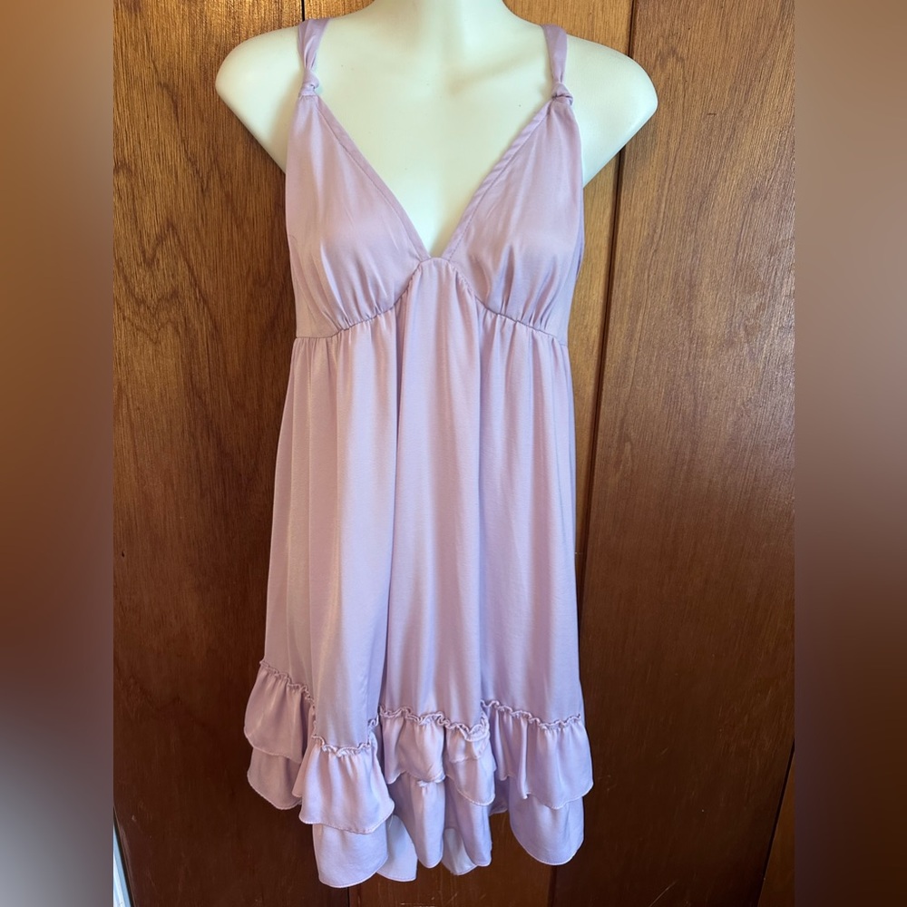 Women’s size medium  summer dress baby doll lavender dress flowy